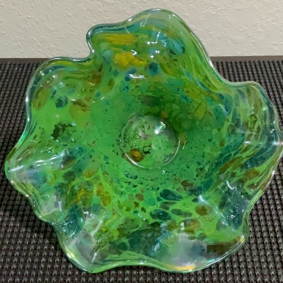 Glass Eye green glass bowl. Made in USA - Picture 7 of 9